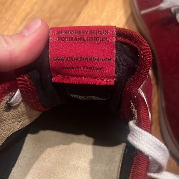 Women’s keens size 9 - Picture 6 of 8